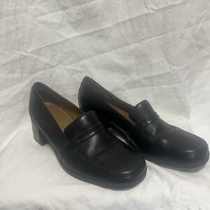 Womans Black Leather Loafers With Block Heel Size 8 M Naturalizer